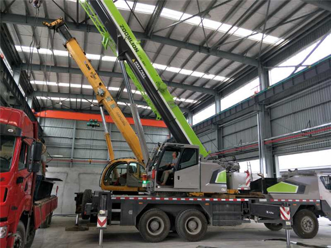 中山市高空车出租需要注意哪些安全事项？